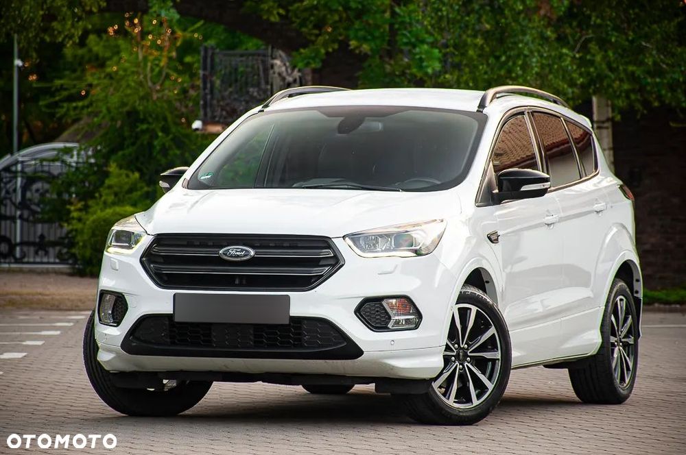 Ford Kuga 1.5 EcoBoost 2x4 ST-Line - 5
