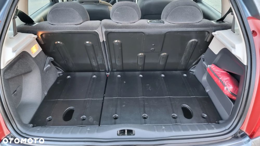 Citroën C3 1.4 Exclusive - 28