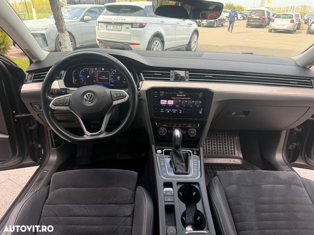 Volkswagen Passat 2.0 TDI SCR DSG Comfortline - 6