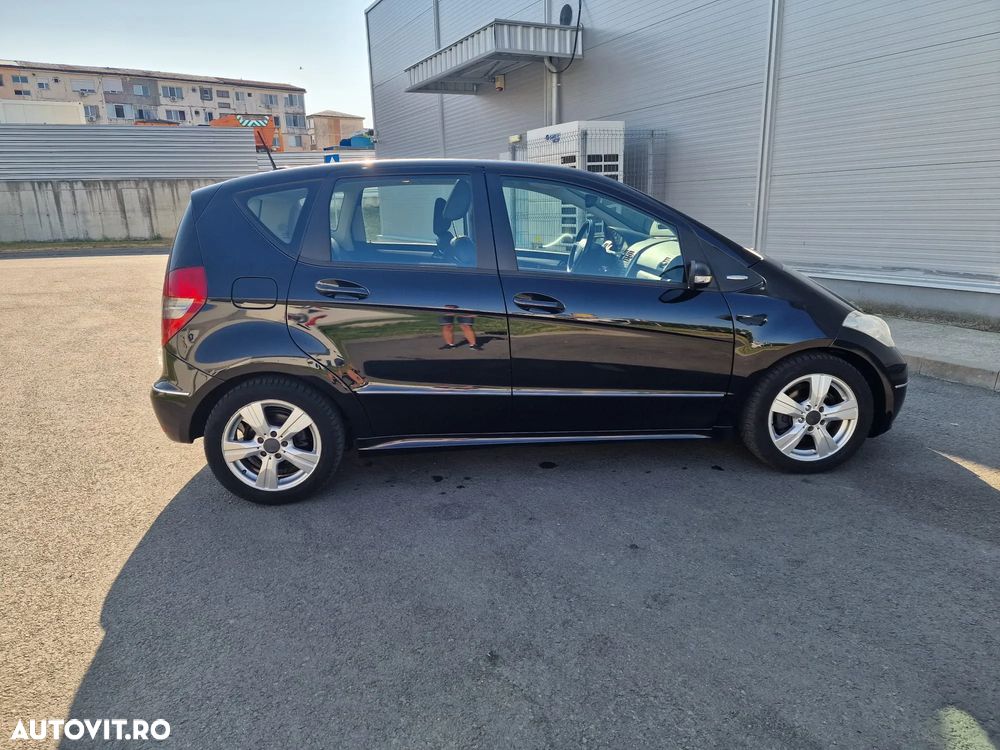 Mercedes-Benz A 180 - 20