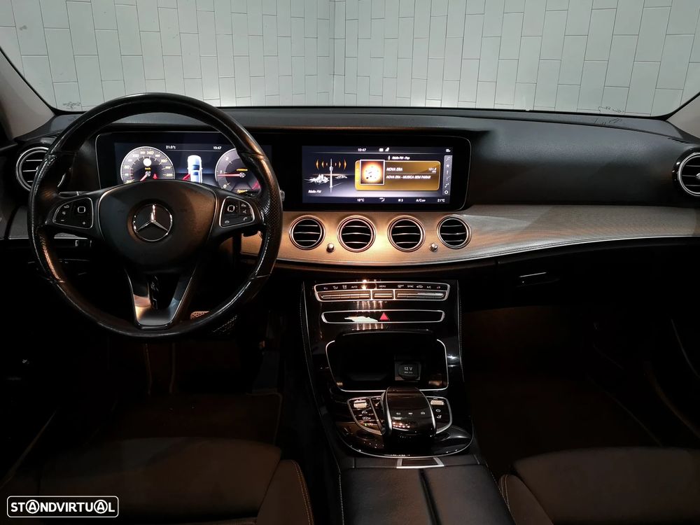 Mercedes-Benz E 220 CDi Avantgarde BE Auto. - 21