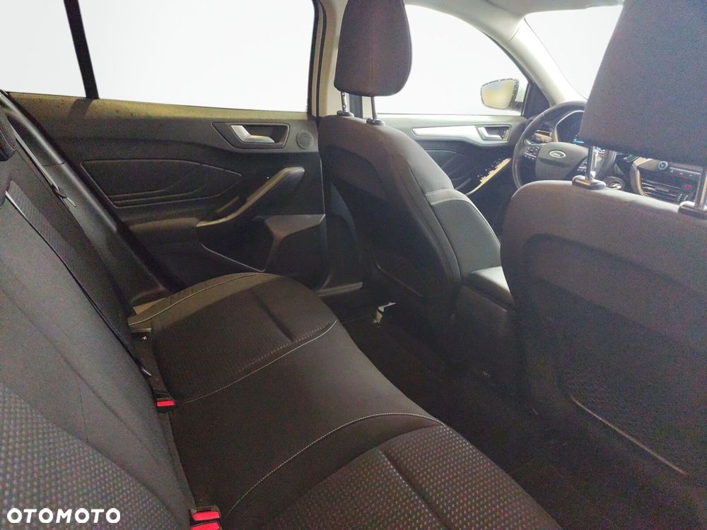 Ford Focus - 17