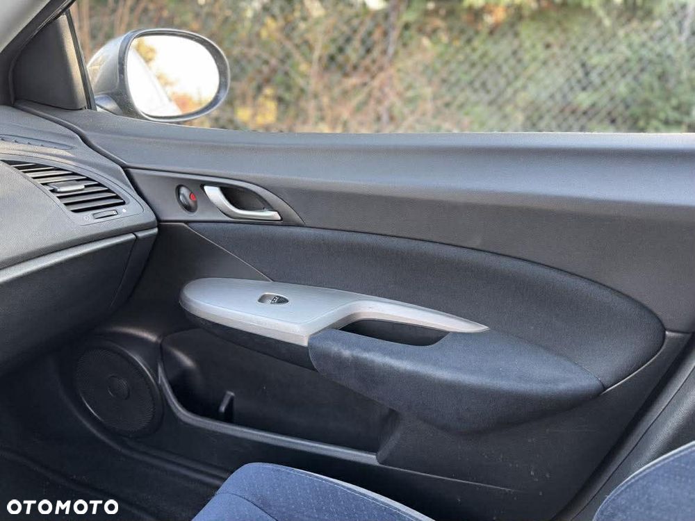 Honda Civic 1.8 Comfort - 14