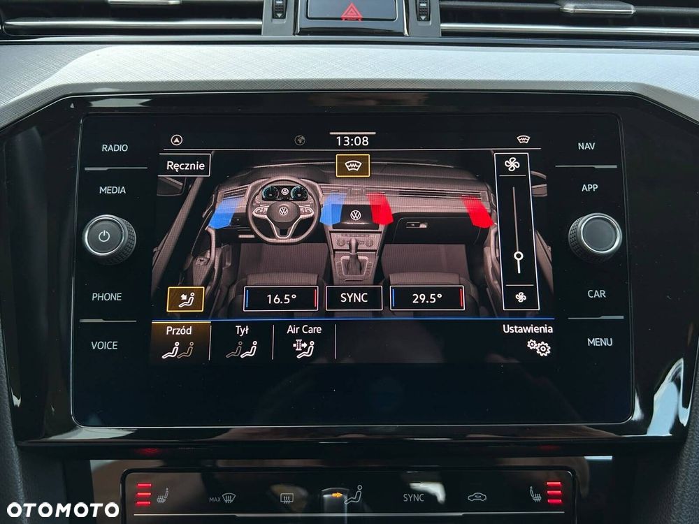 Volkswagen Passat Variant 2.0 TSI Business DSG - 33