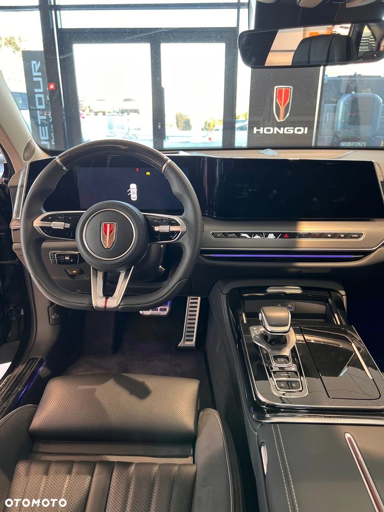 Hongqi H9 - 12