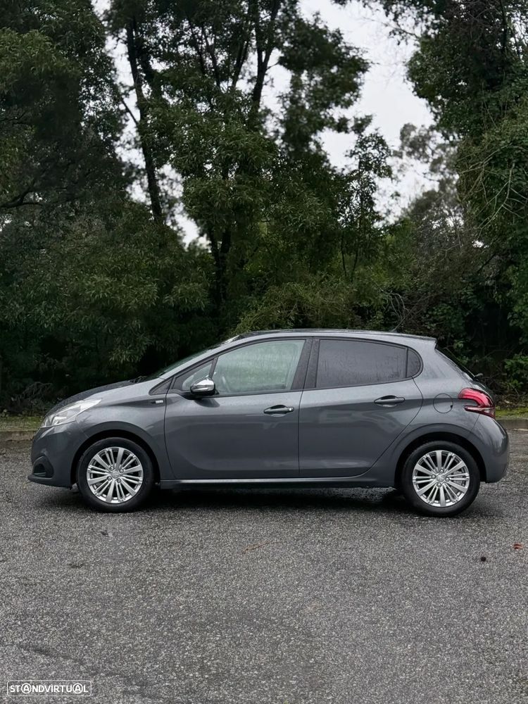 Peugeot 208 1.2 PureTech Style - 2