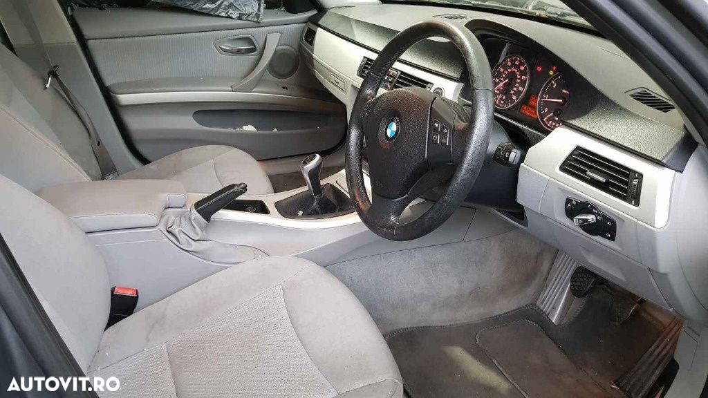 Aripa dreapta spate BMW E90 2011 SEDAN 2.0 i N43B20A - 8