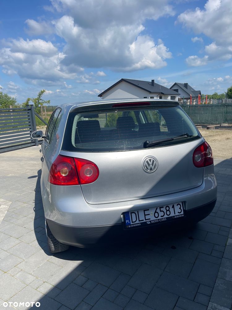 Volkswagen Golf 1.6 Comfortline - 6