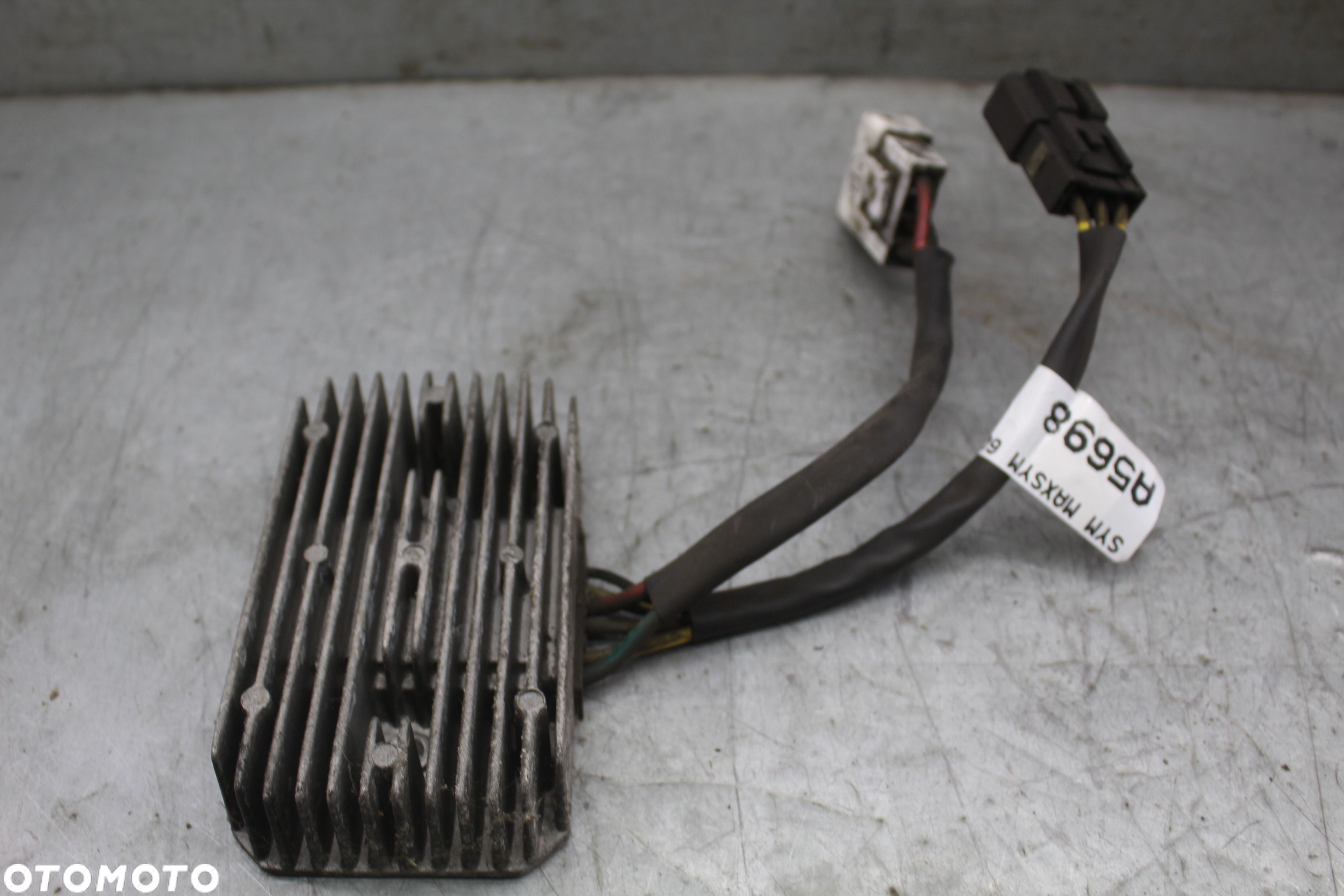 SYM MaxSym 600i ABS QUAD Regulator napięcia - 1