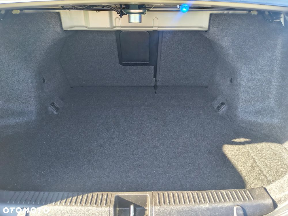 Suzuki Kizashi 2.4 4x4 CVT Sport - 6