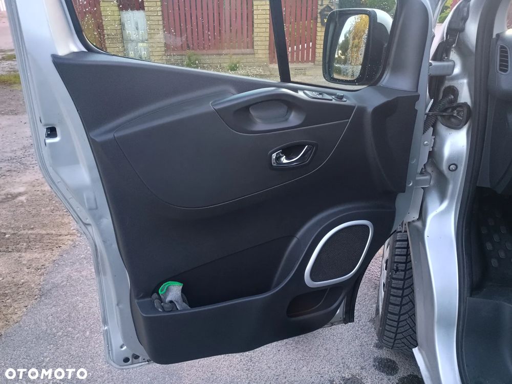 Opel Vivaro - 19