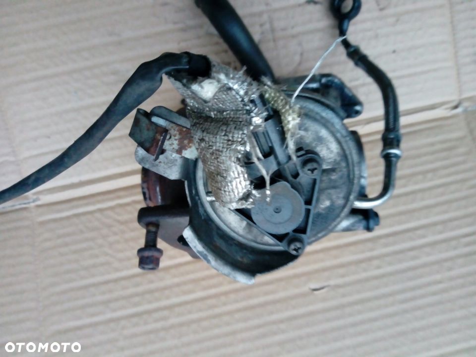 Citroen C5 C8 Peugeot 407 807 2.0 HDI 2.0 turbosprezarka 9662301280  9661306080 - 9