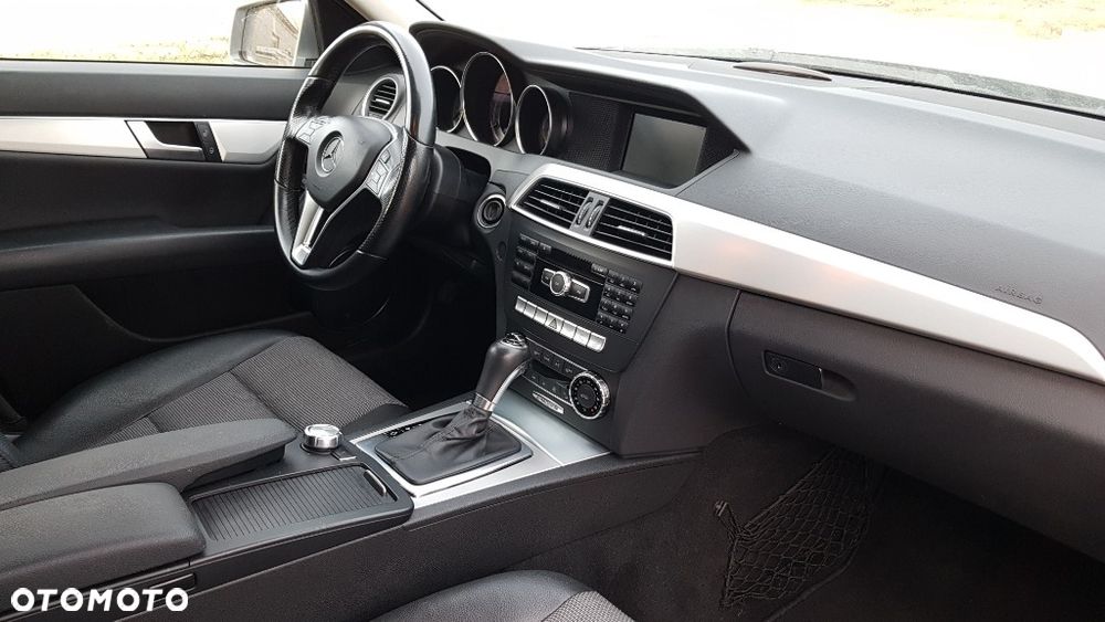 Mercedes-Benz Klasa C 220 CDI 7G-TRONIC Avantgarde Edition - 6