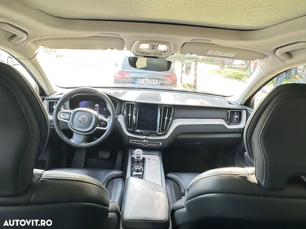 Volvo XC 60 T8 Twin Engine AWD R-Design - 7
