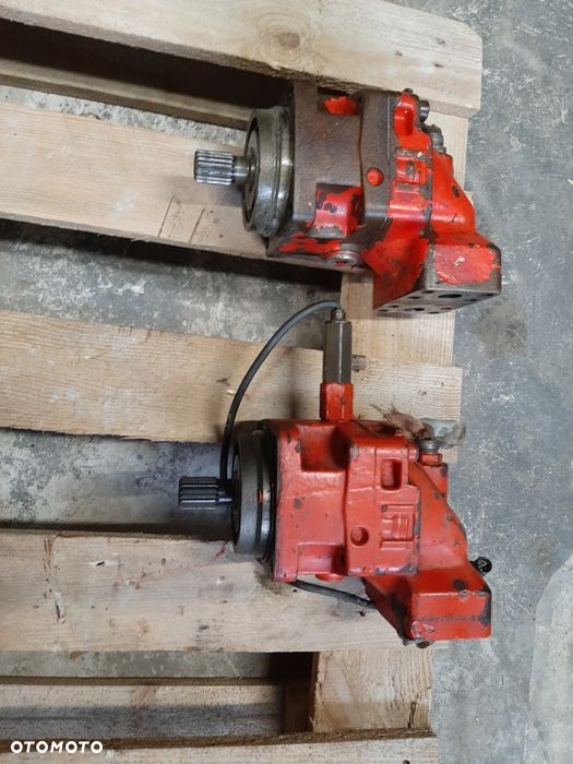 Silniki reduktora obrotu, koparka O&K