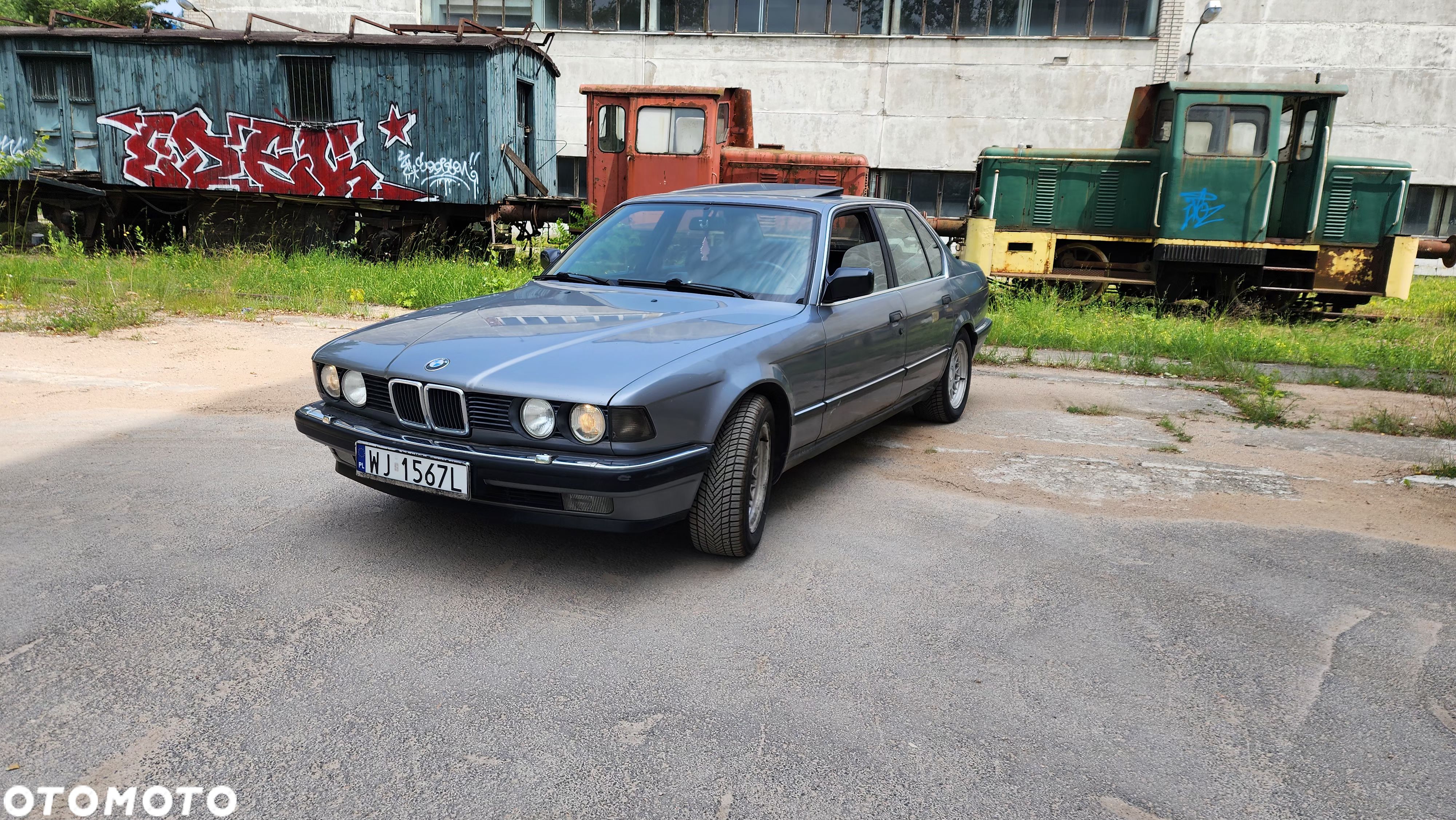 BMW Seria 7 730i - 1