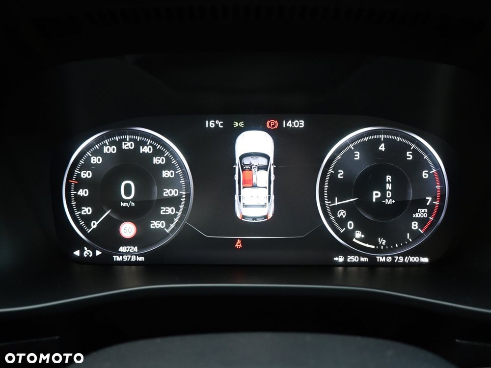Volvo XC 40 T3 Momentum - 21