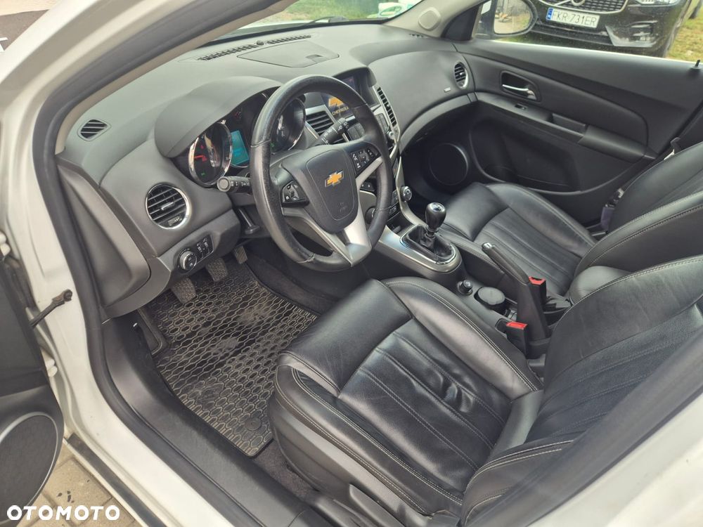 Chevrolet Cruze 2.0 D LTZ - 17