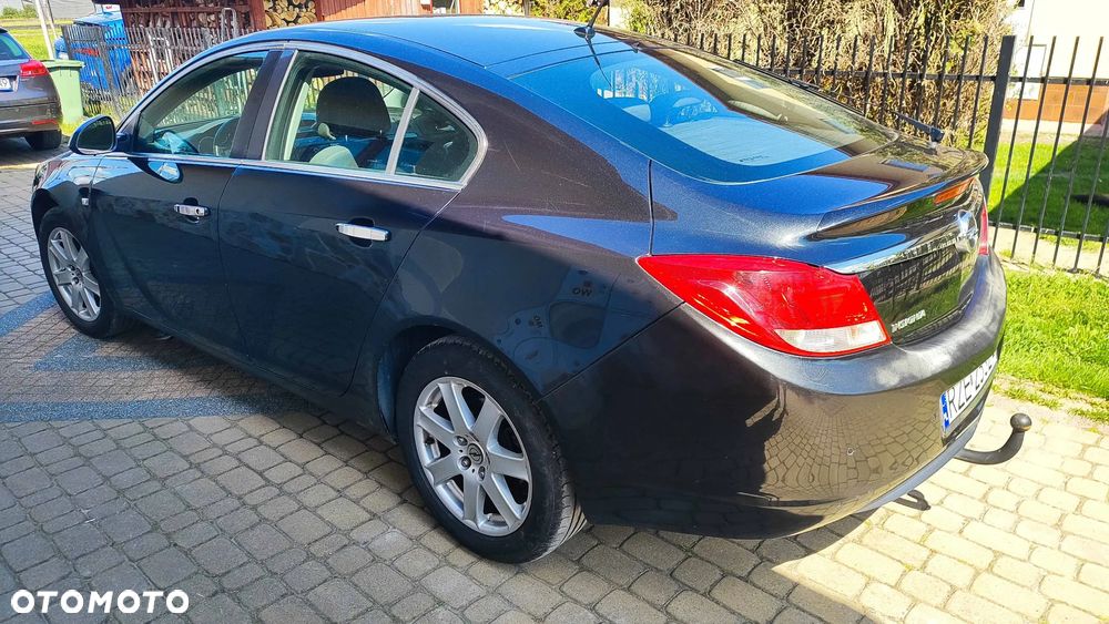 Opel Insignia - 11