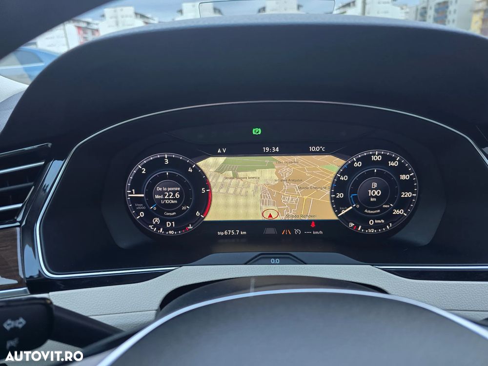 Volkswagen Passat - 28