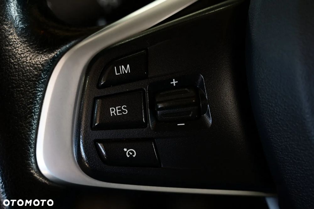 BMW Seria 2 218i GT Sport Line - 28