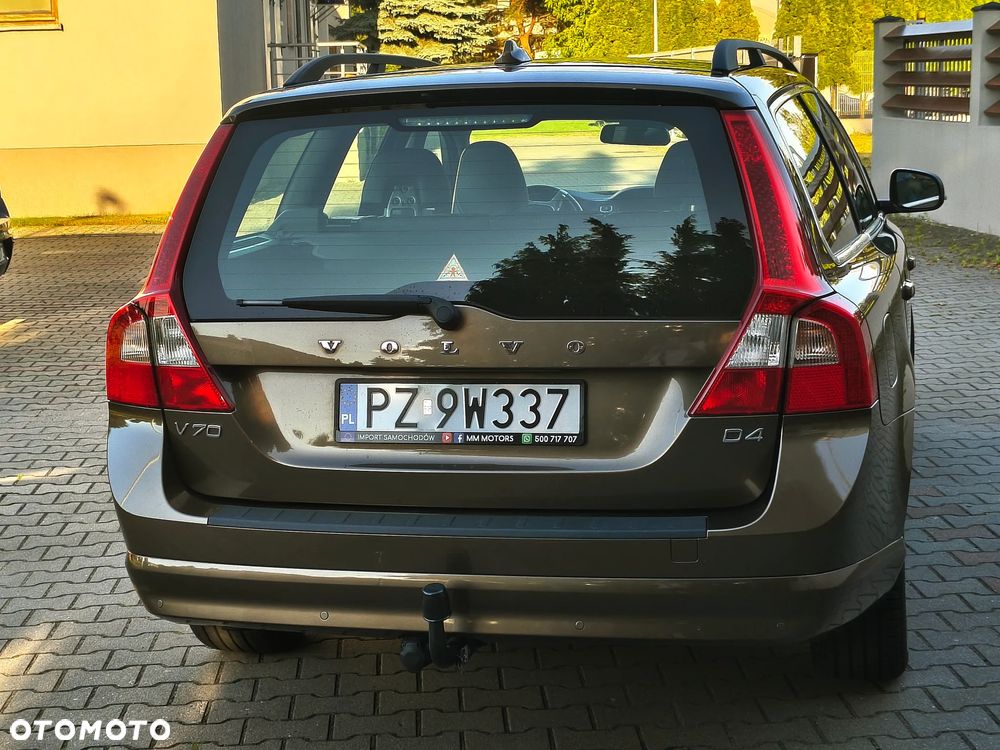 Volvo V70 D4 Summum - 10