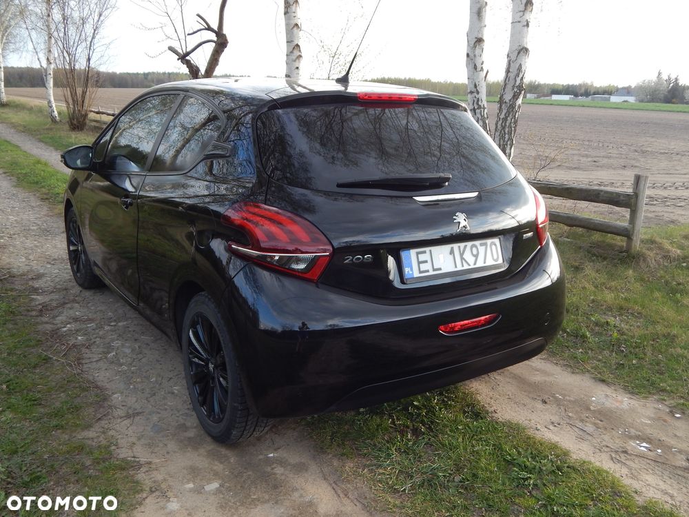 Peugeot 208 1.2 PureTech Active - 5