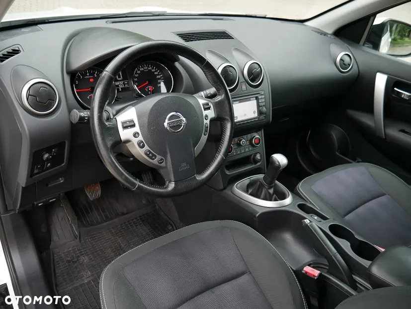 Nissan Qashqai 1.6 Tekna - 11