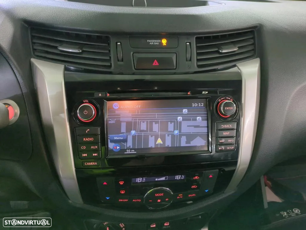 Nissan Navara 2.3 dCi CD 4WD N-Connecta - 9