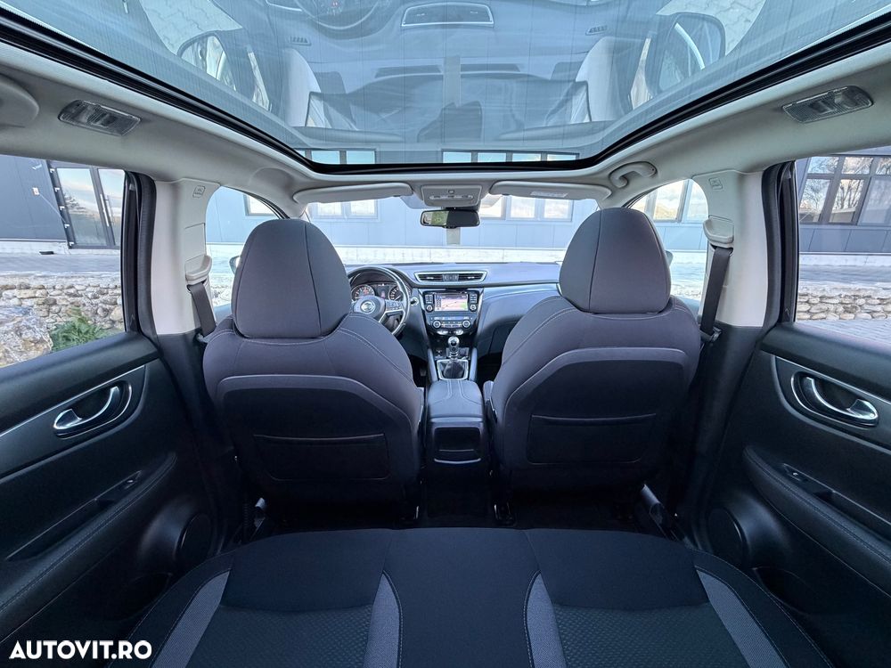 Nissan Qashqai 1.3 DIG-T N-CONNECTA - 19