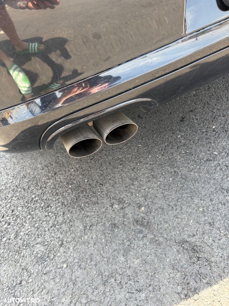 Volkswagen Passat - 13