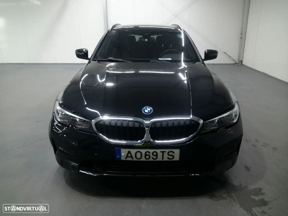BMW 320 e Line Sport Auto - 2