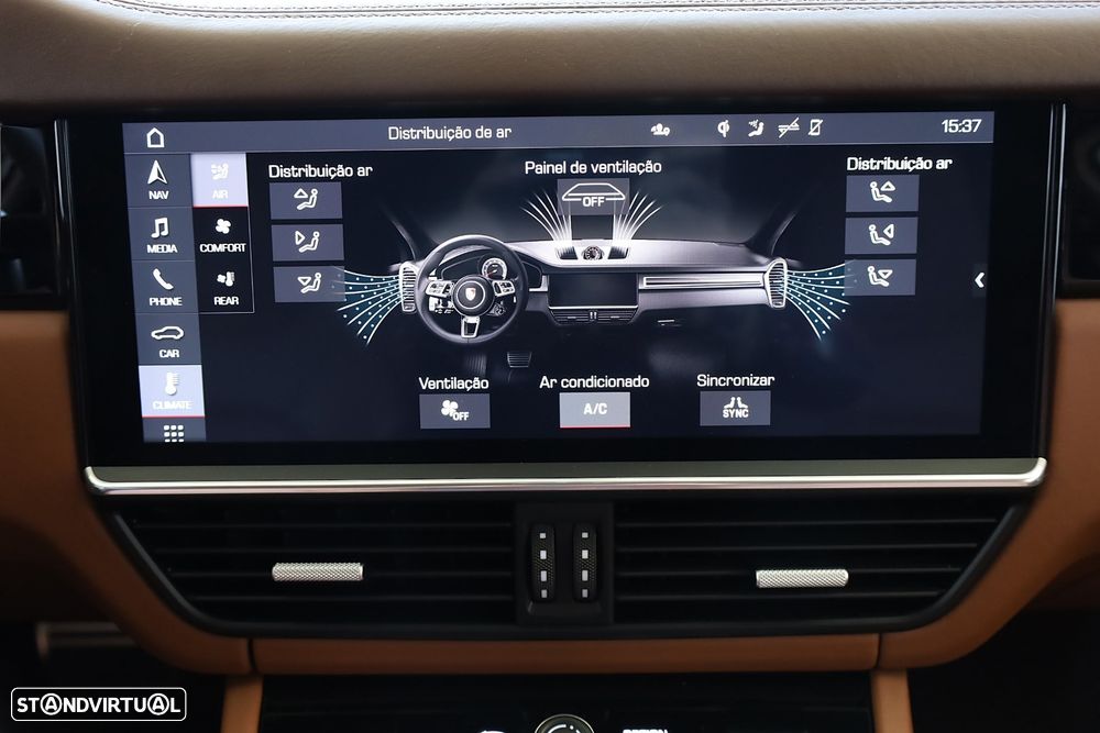 Porsche Cayenne Turbo - 38