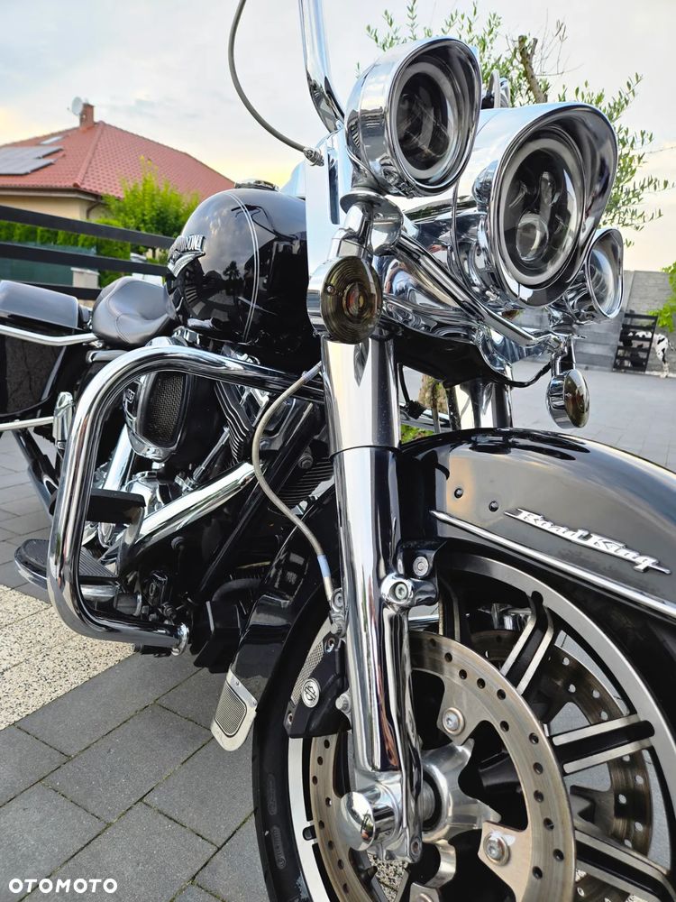 Harley-Davidson Touring Road King - 15