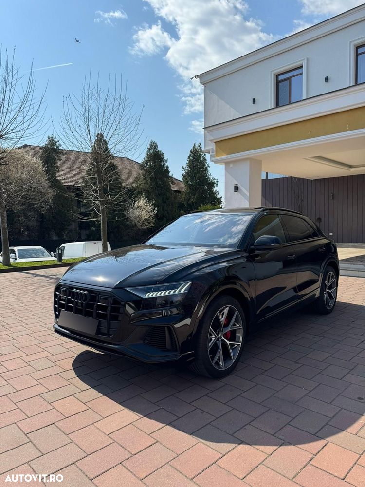 Audi SQ8 - 11