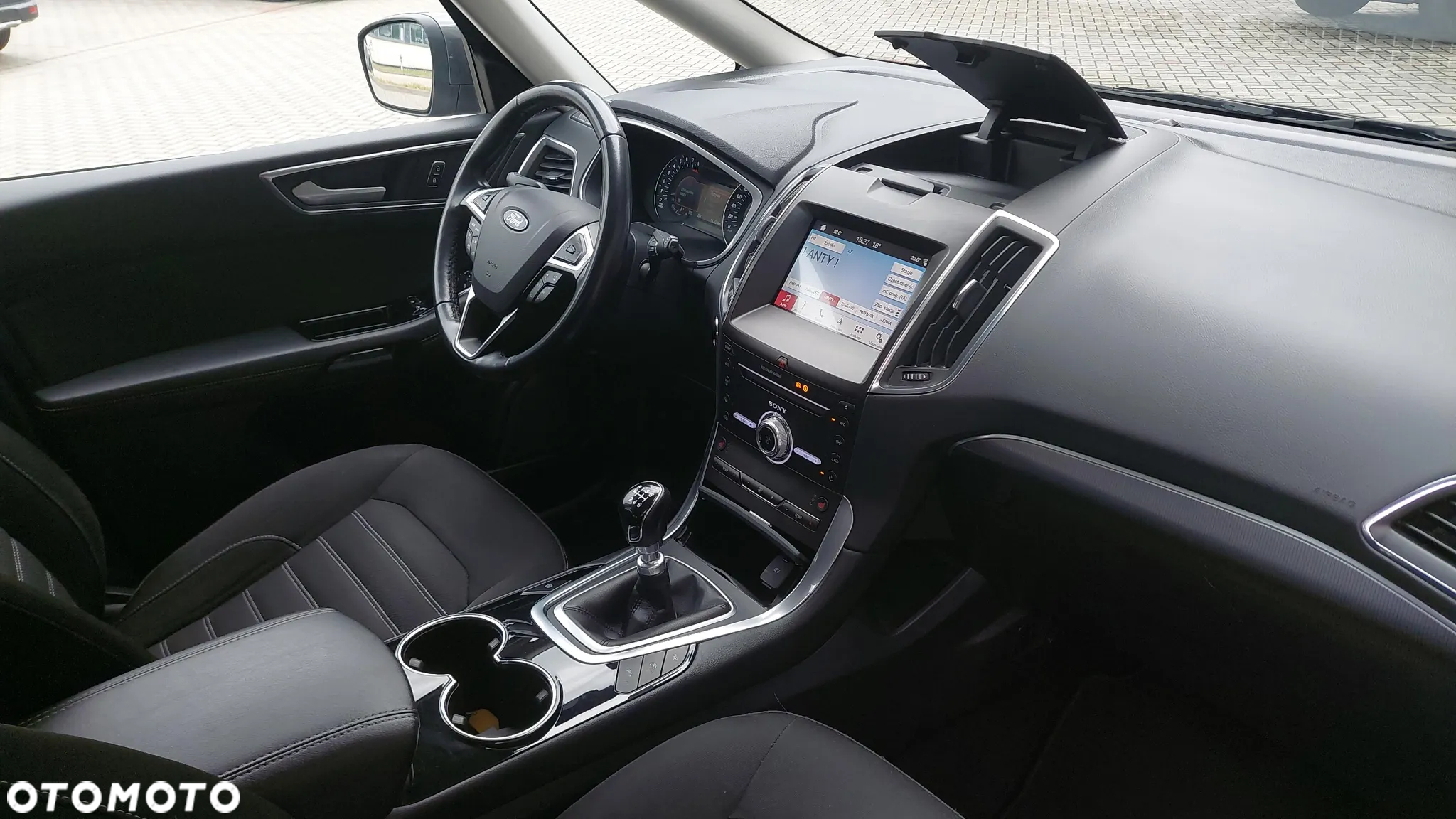 Ford Galaxy 1.5 EcoBoost Titanium - 36