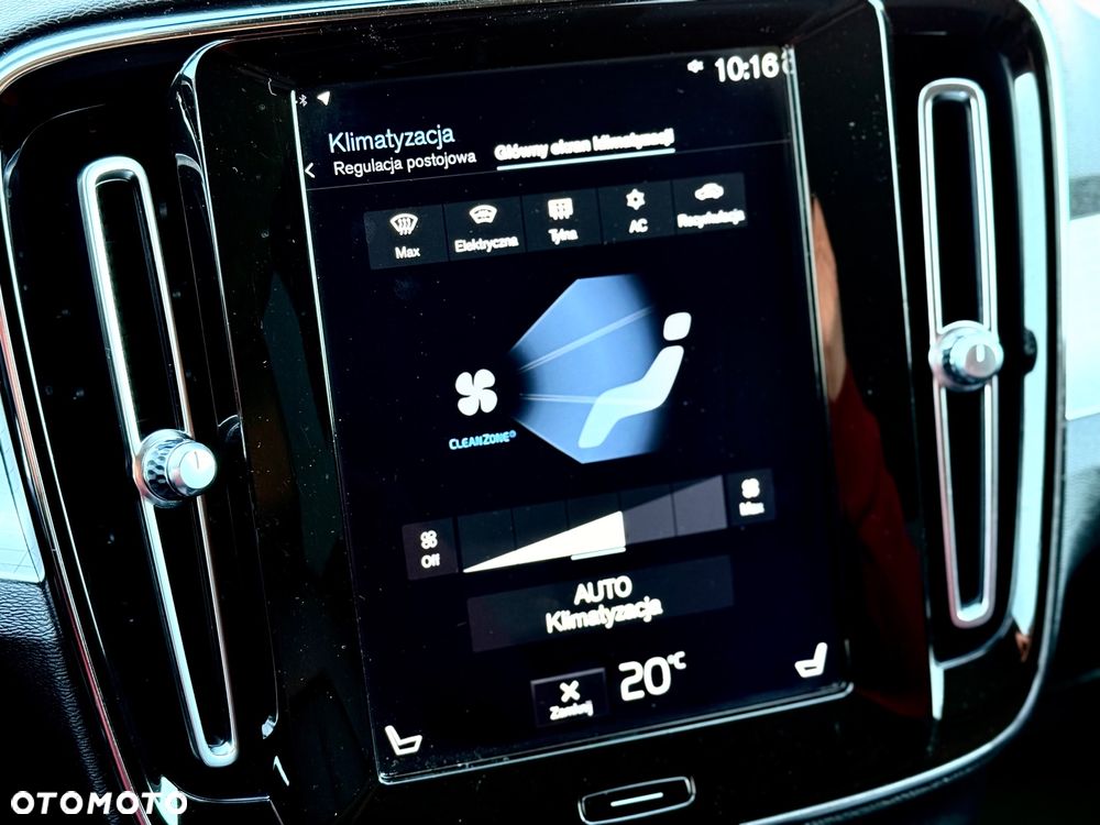 Volvo XC 40 D3 Momentum Pro - 35