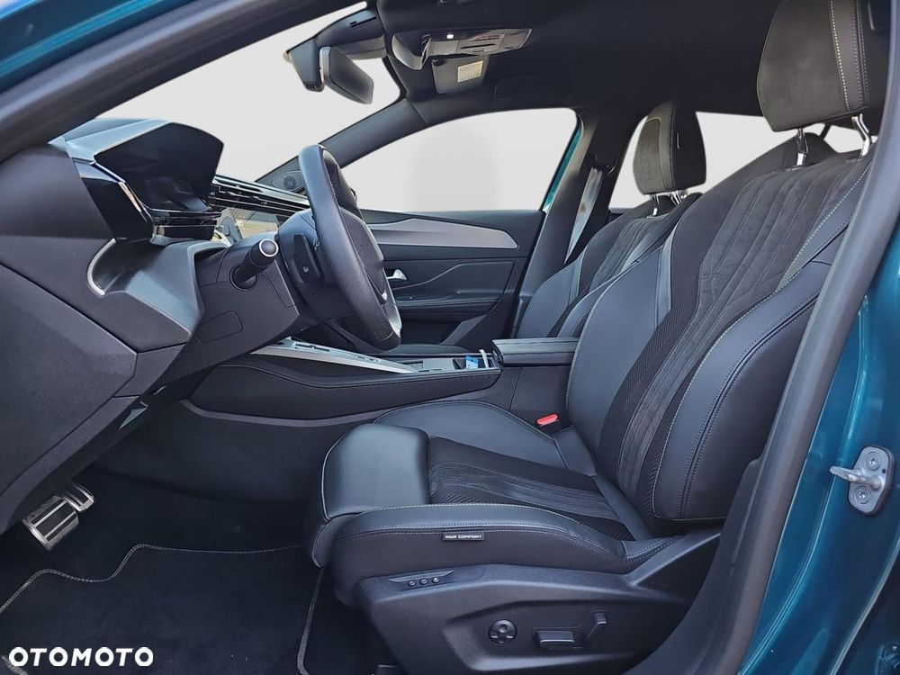 Peugeot 408 - 23