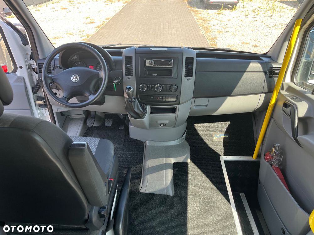 Volkswagen Crafter - 11
