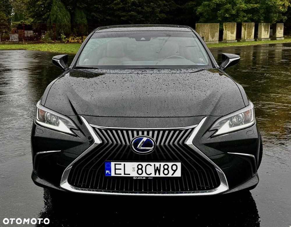 Lexus ES 300h Business Edition - 7