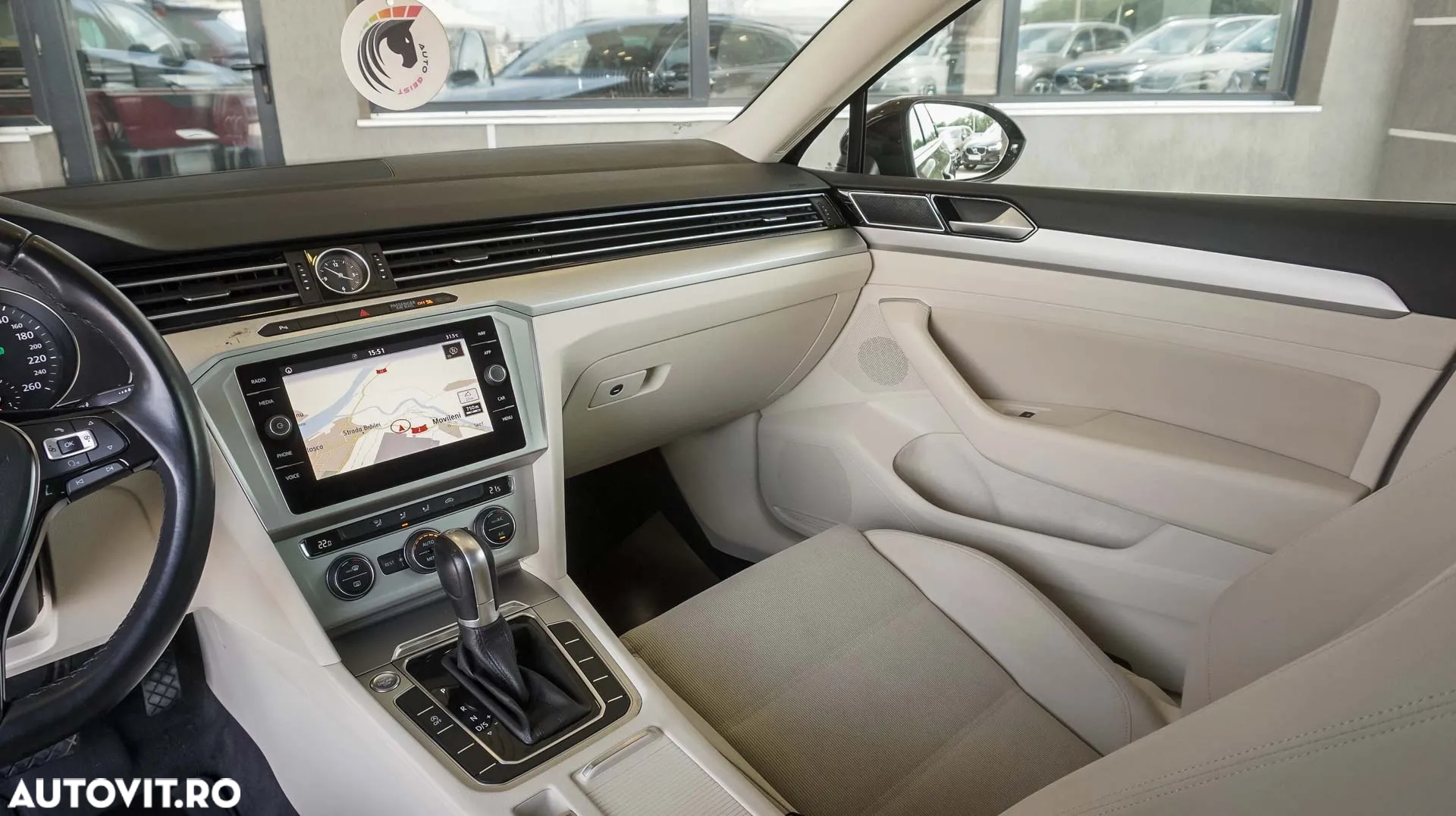 Volkswagen Passat Variant 2.0 TDI DSG Comfortline - 9