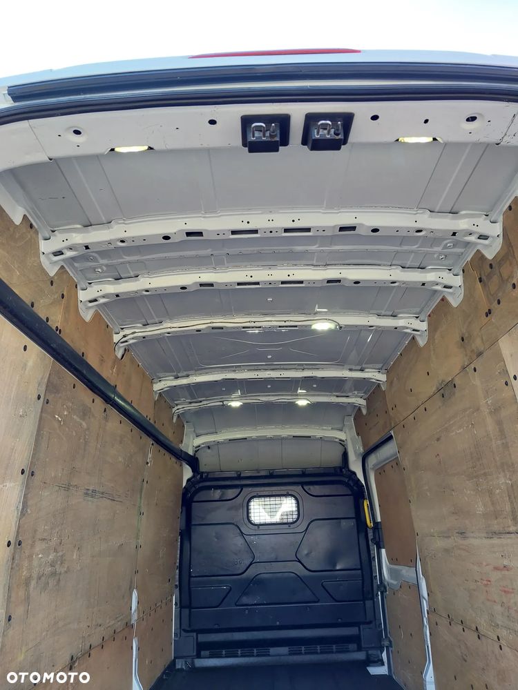 Ford Transit - 20