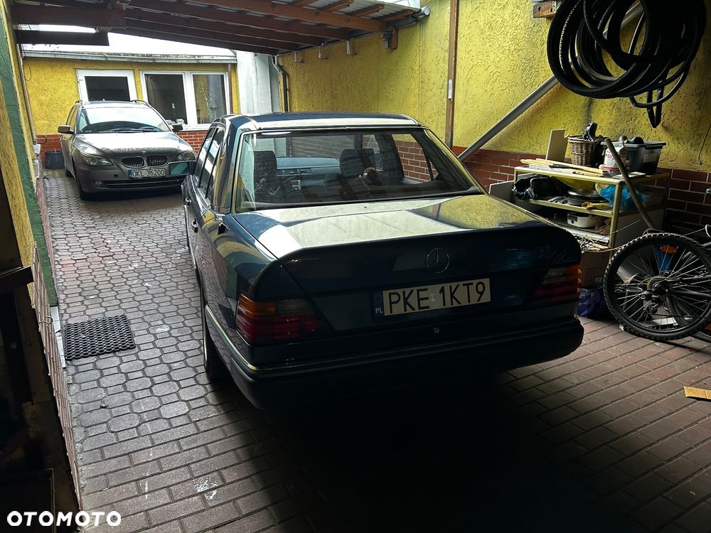 Mercedes-Benz W124 (1984-1993) - 6