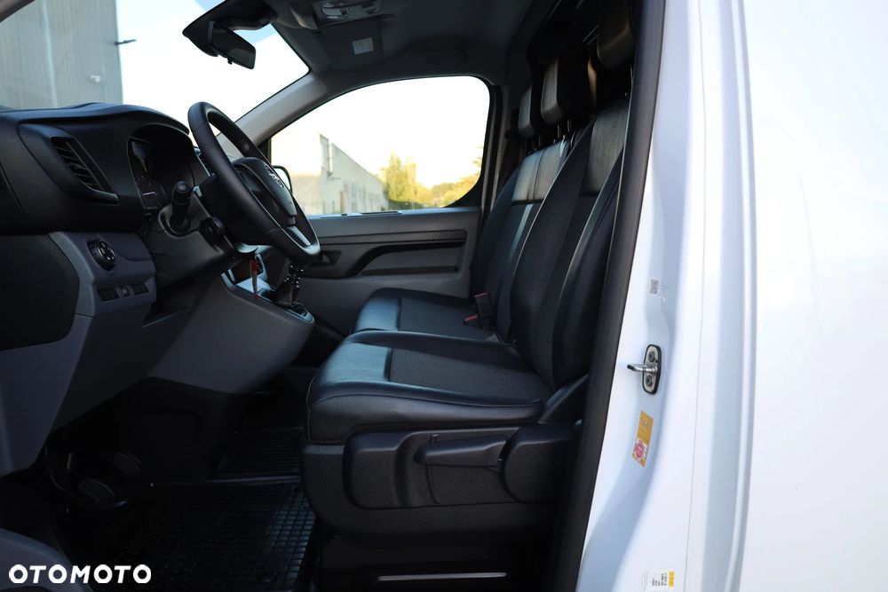 Opel Vivaro - 23