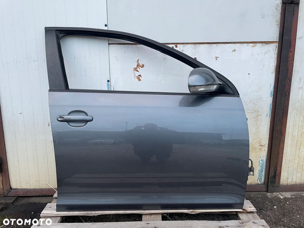 Drzwi kompletne przednie lewe i prawe do Volkswagen GOLF V/VI kombi, europa, lakier LD7X - 1