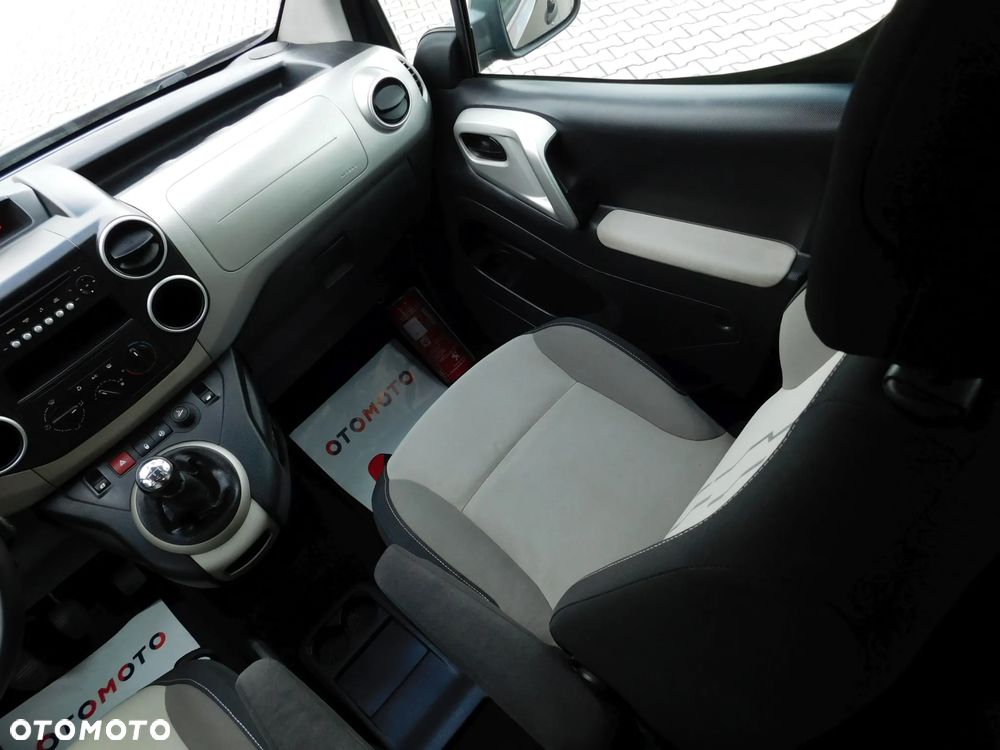 Peugeot Partner - 13