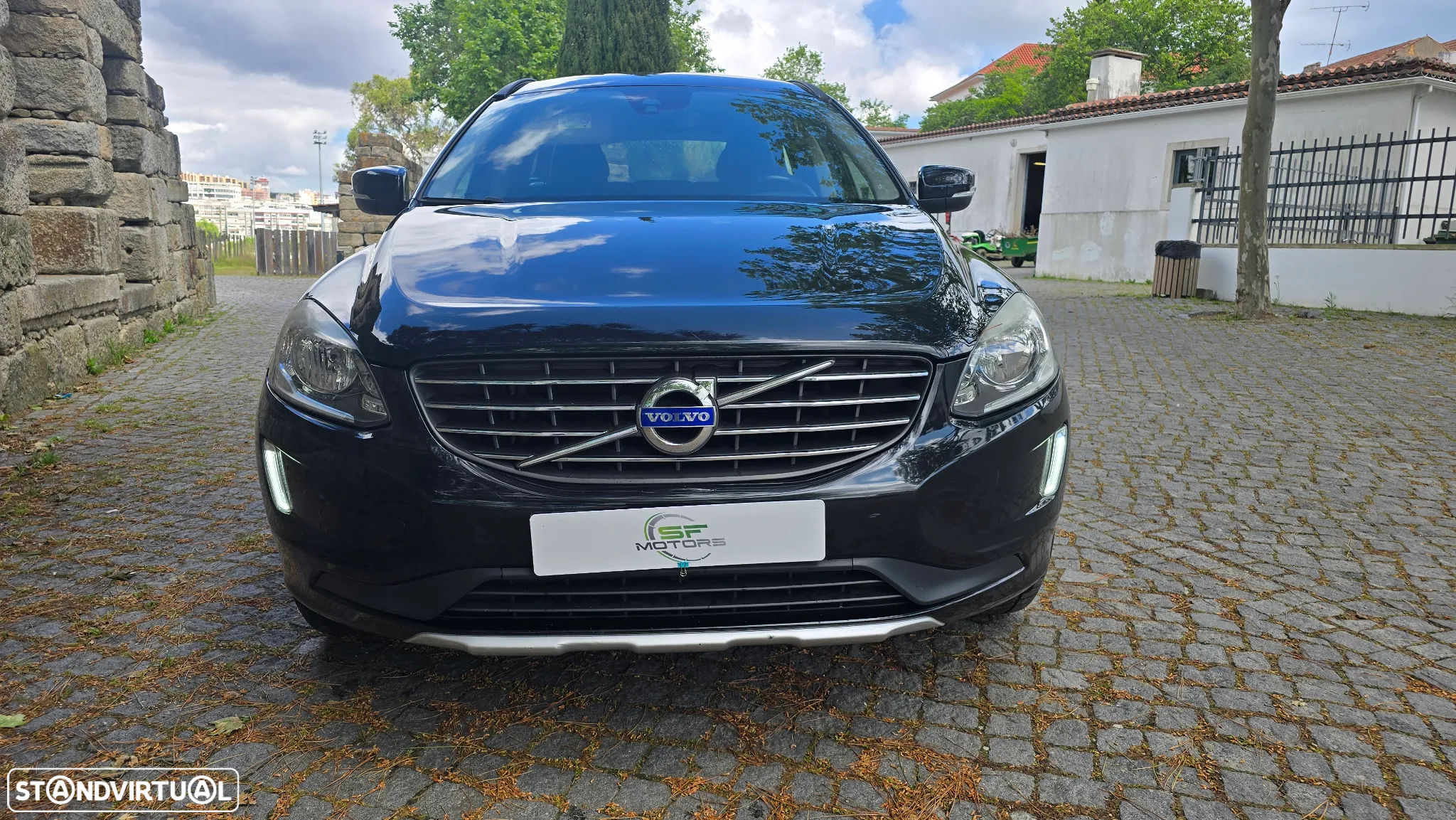 Volvo XC 60 2.0 D4 Momentum Geartronic - 2