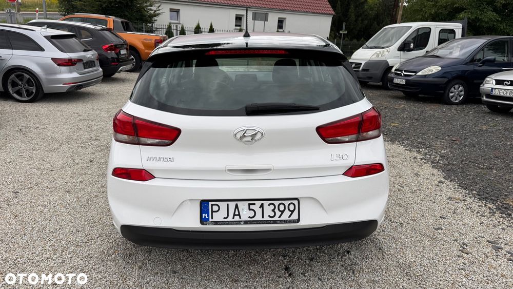 Hyundai i30 1.6 D Comfort - 7