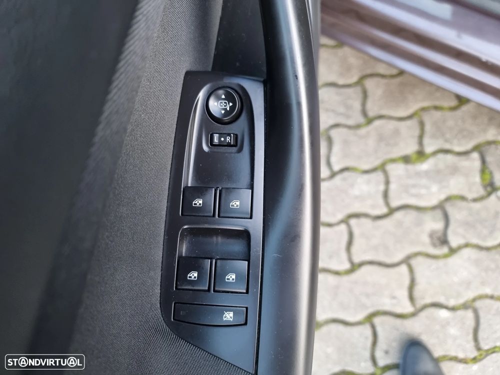 Opel Astra Sports Tourer 1.6 CDTI Innovation S/S - 8