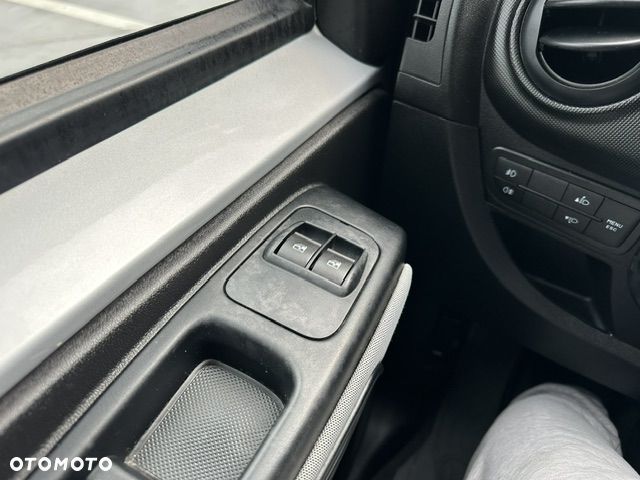 Fiat Fiorino Kombi Adventure - 14